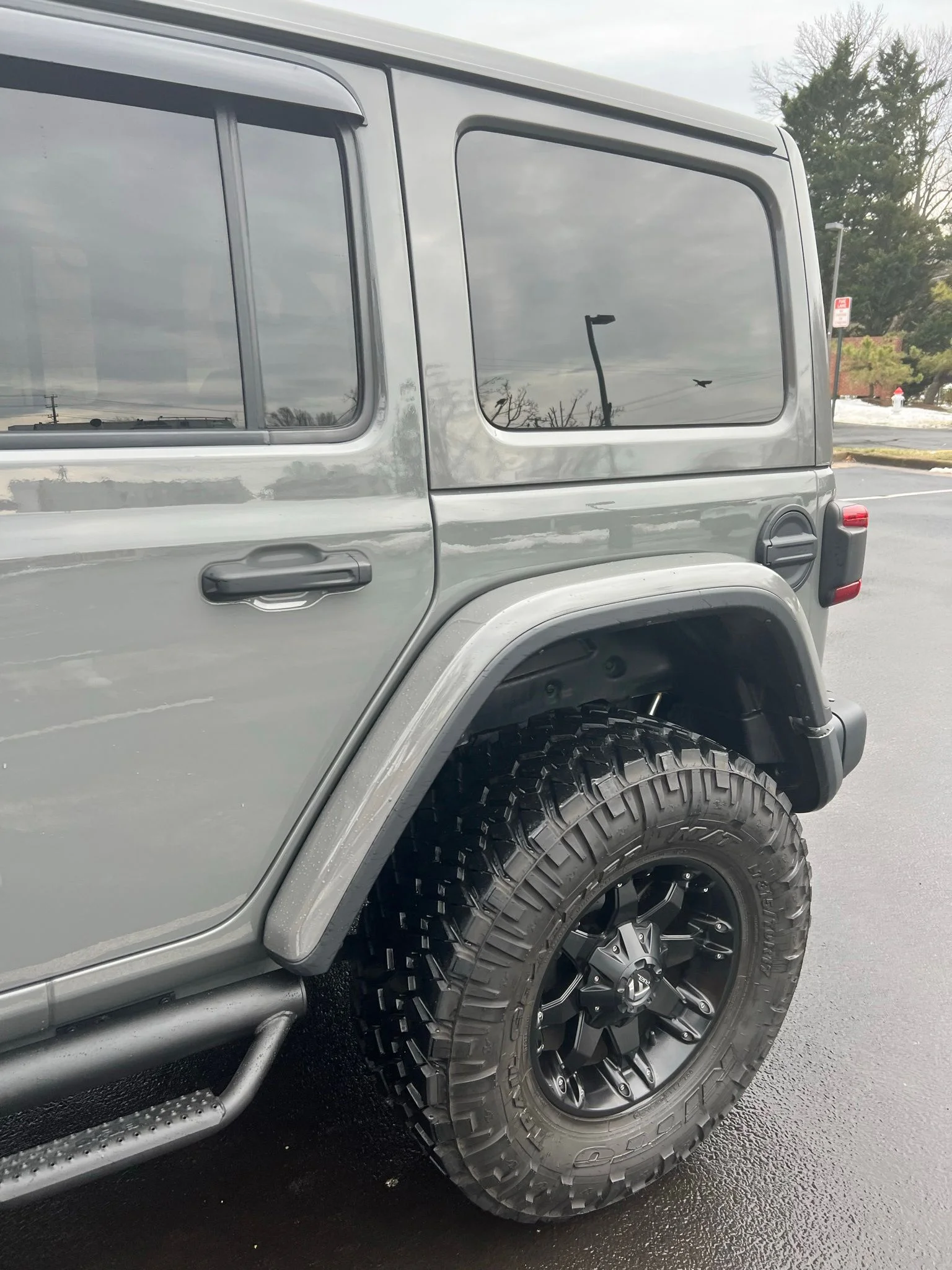 Used 2020 Gray Jeep Unlimited Rubicon image 5