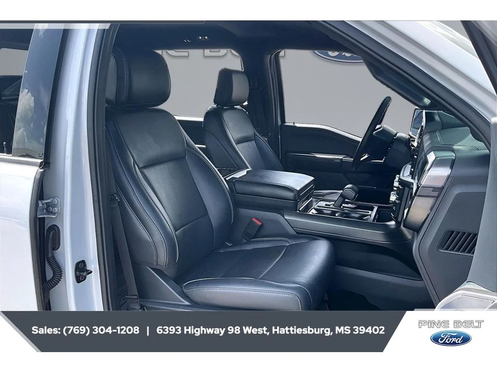 Used 2025 Space White Metallic Ford LARIAT image 6