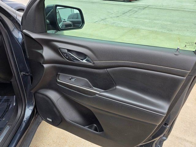 Used 2019 Dark Sky Metallic GMC SLT image 18