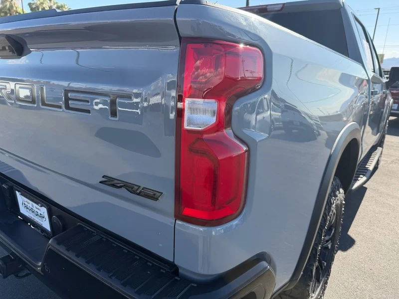 Used 2024 Slate Gray Metallic Chevrolet ZR2 image 24
