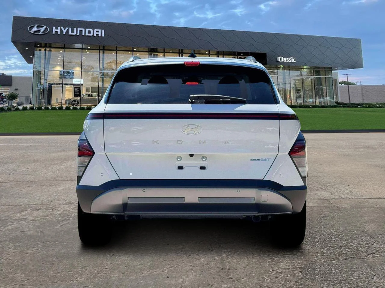 New 2026 Atlas White Hyundai Limited image 6