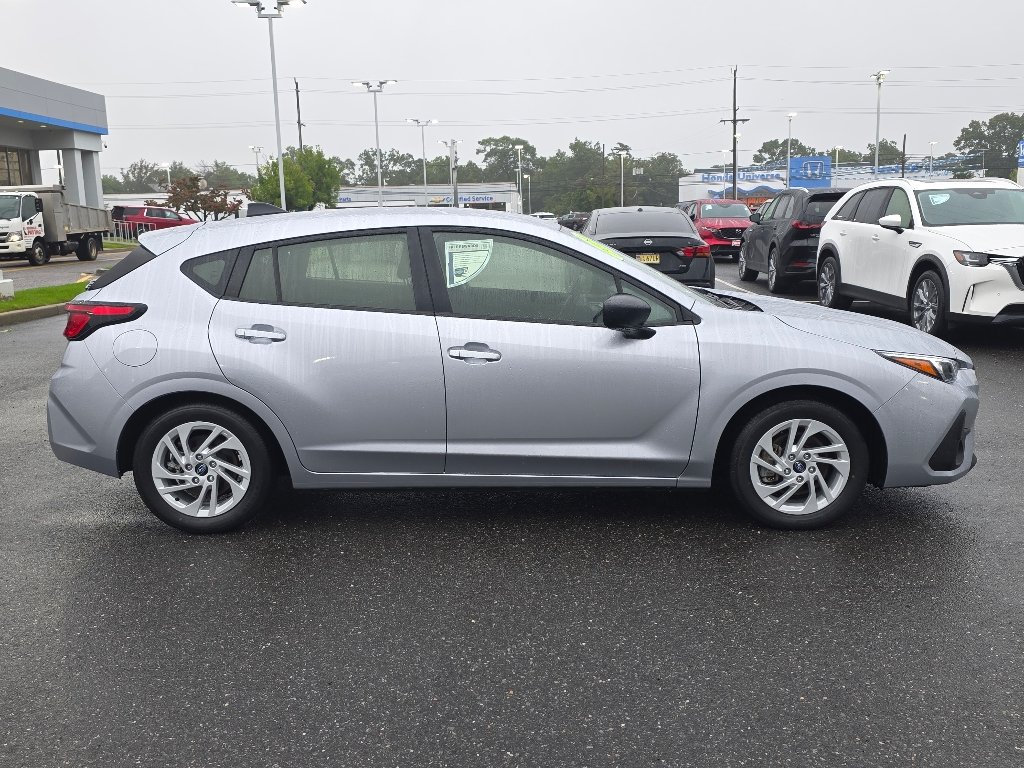 Used 2024 Ice Silver Metallic Subaru  image 18
