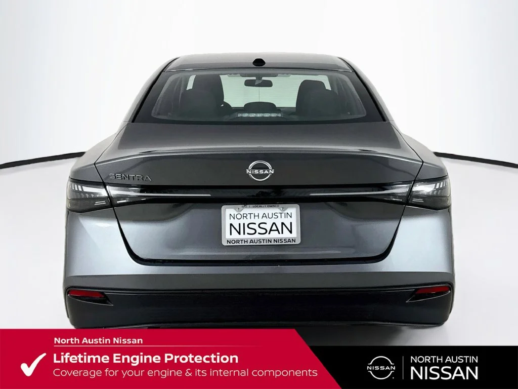 New 2027 Gray Nissan S image 7