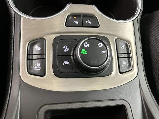 Used 2018 RED QUARTZ TINTCOAT GMC Denali image 20
