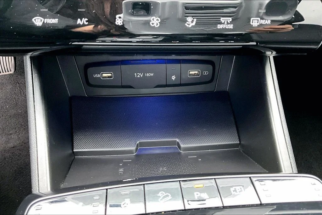 Certified Used 2022 Gray Hyundai Limited image 15
