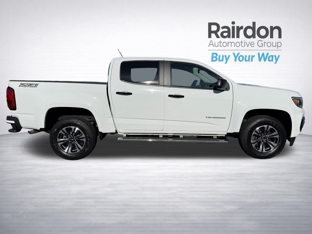 Used 2022 White Chevrolet Z71 image 8