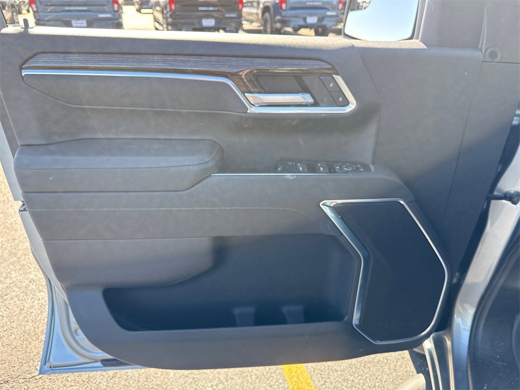 2026 GMC SIERRA - Image 12