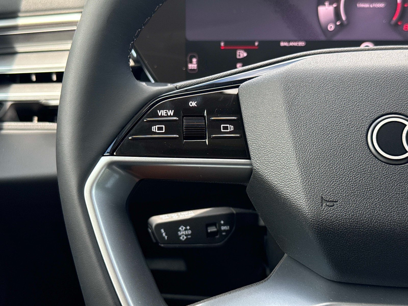 New 2026 Daytona Gray Pearl Effect Audi Premium image 30