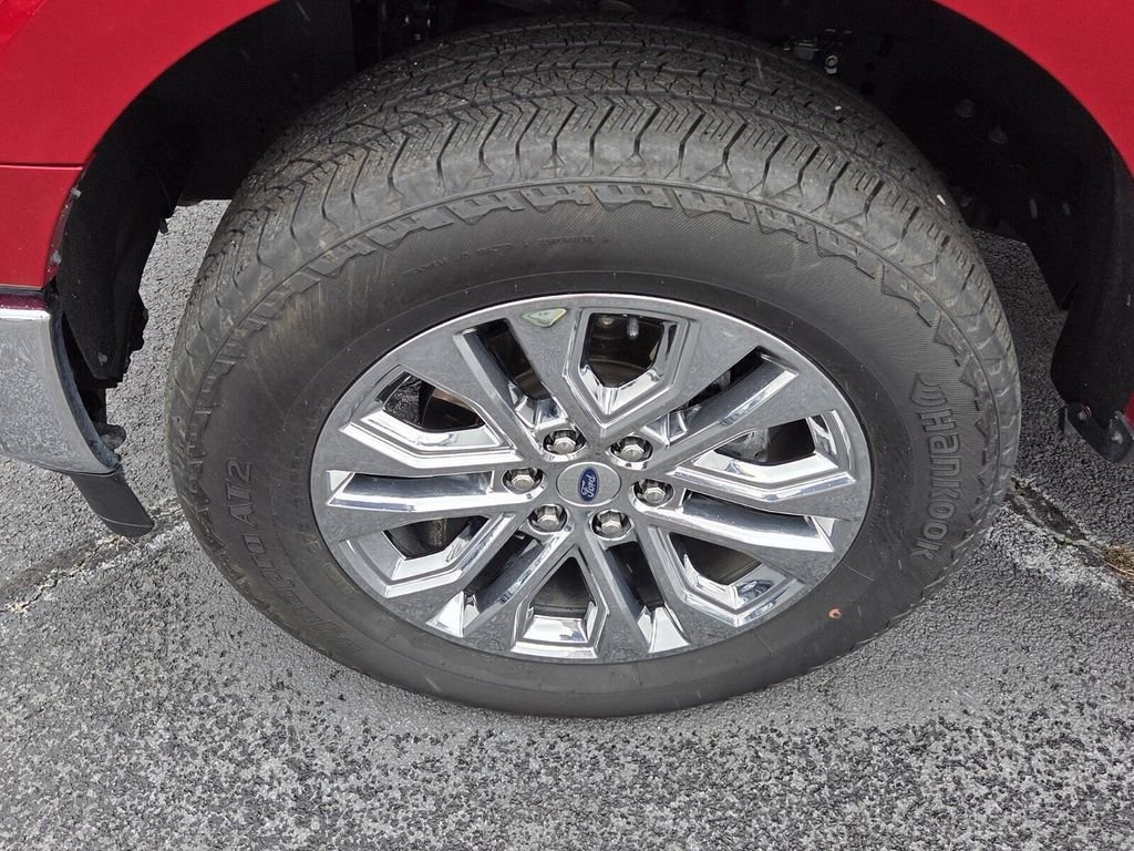 Used 2024 Red Ford Lariat image 15