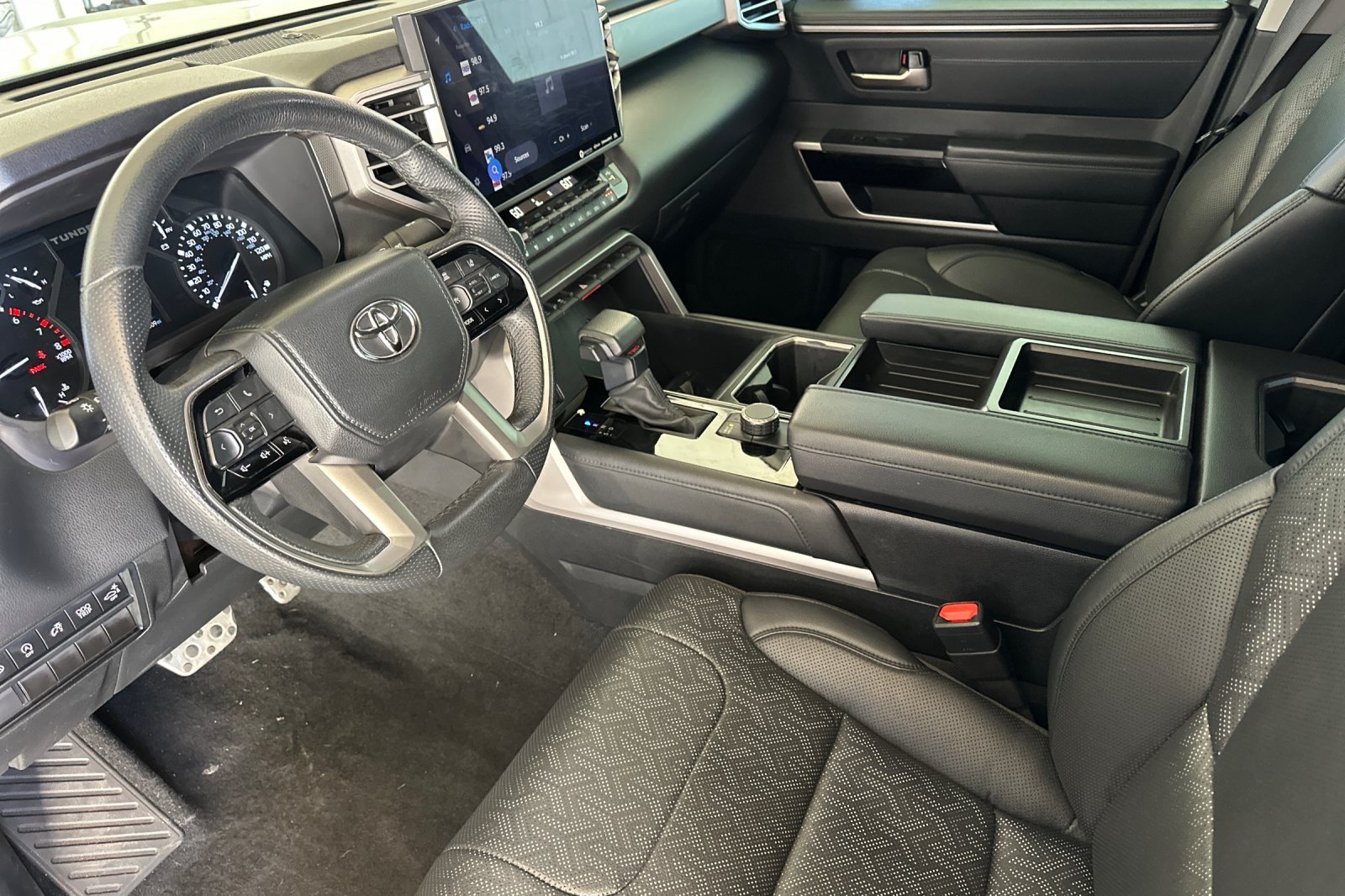 Used 2022 Gray Toyota Limited image 9