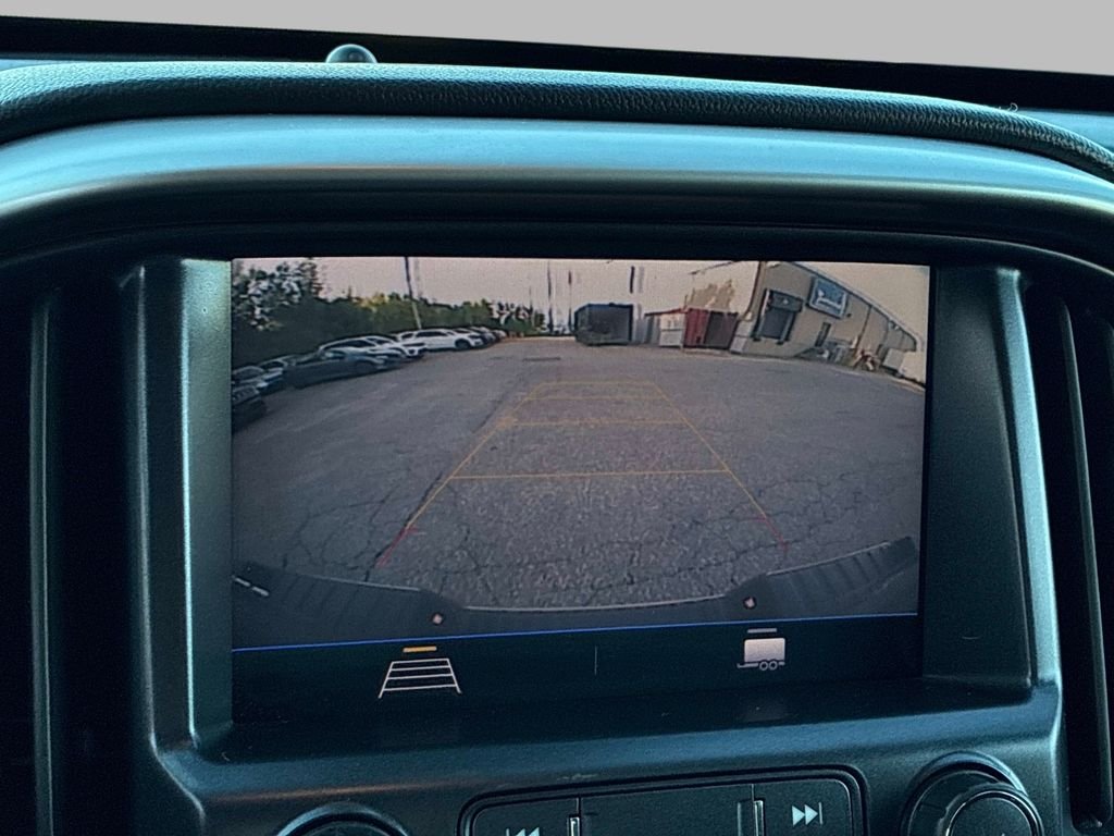 Used 2021 Gray Chevrolet LT image 33