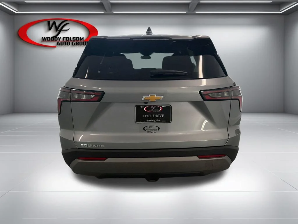 New 2027 Sterling Gray Metallic Chevrolet LT image 7