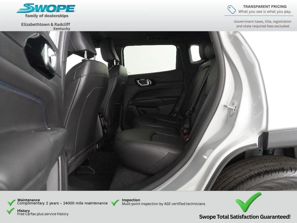 New 2026 Silver Zynith Metallic Clear-Coat Exterior Paint Jeep Latitude Altitude image 11