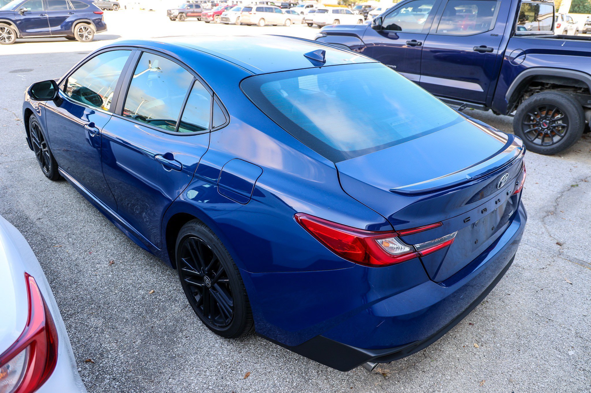 Used 2025 RESERVOIR BLUE Toyota SE image 8