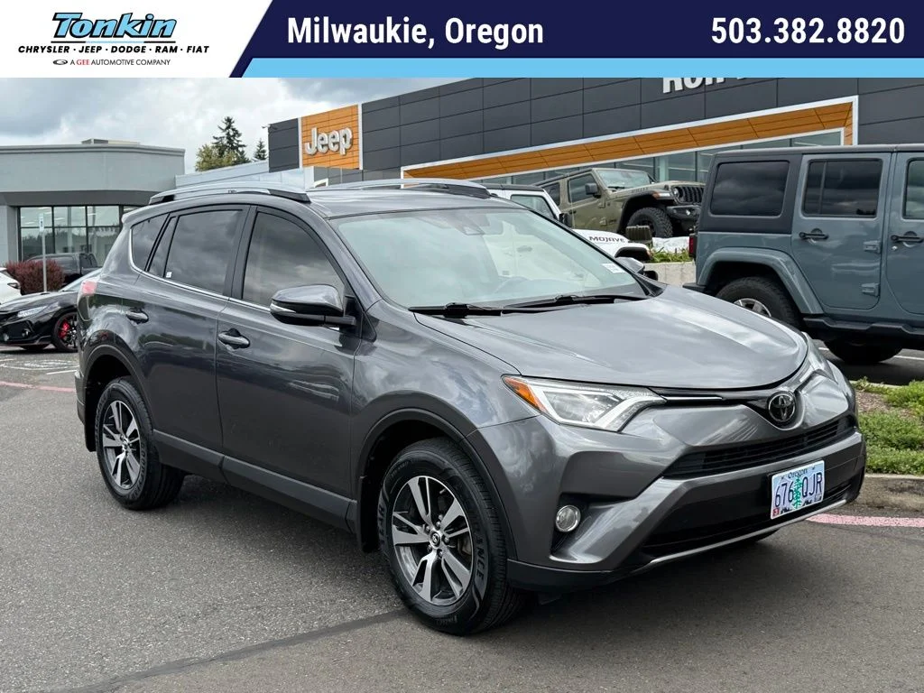 2018 Toyota RAV4 XLE AWD's photo