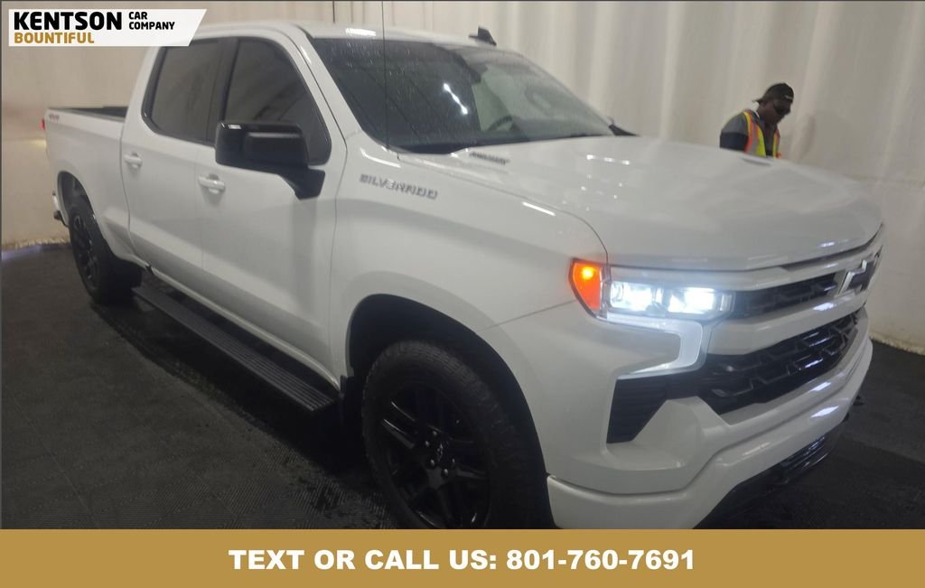 2024 Chevrolet Silverado 1500 RST photo 2