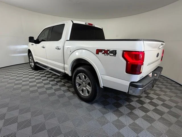 Used 2018 White Platinum Clearcoat Metallic Ford Lariat image 4
