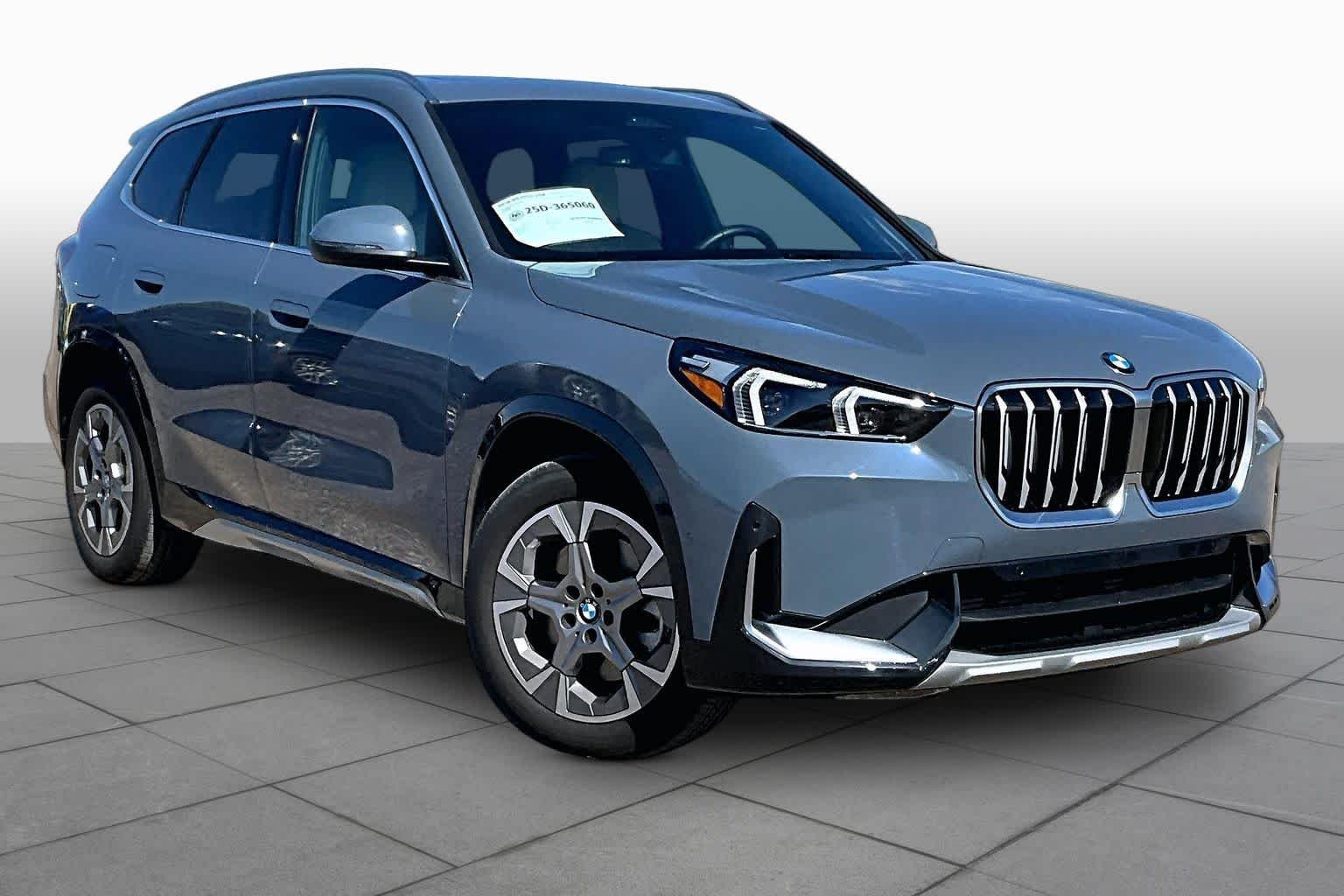 Certified Used 2025 Storm Bay Metallic BMW xDrive28i image 2