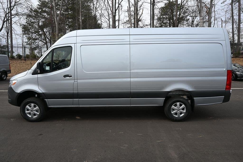 Used 2026 high-tech silver metallic Mercedes-Benz 2500 High Roof I4 Diesel HO 170" AWD image 3