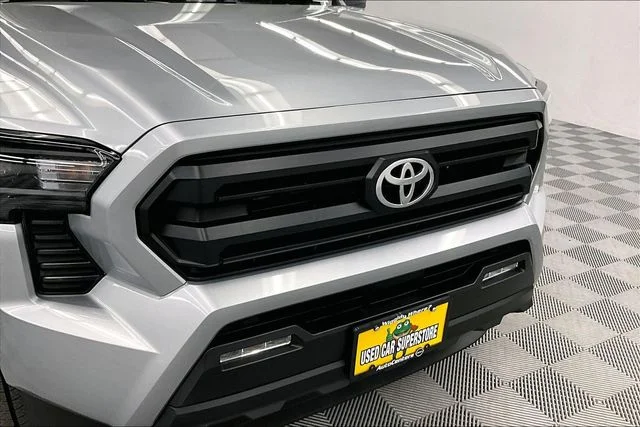Used 2025 Celestial Silver Metallic Toyota SR5 image 32