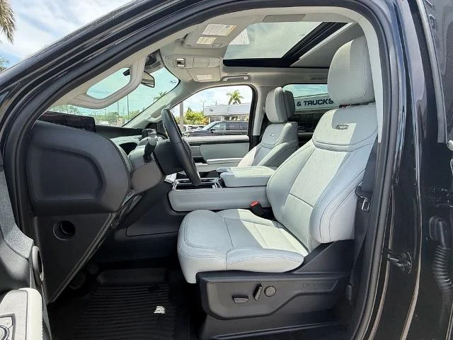 New 2026 Agate Black Metallic Ford Platinum® image 29