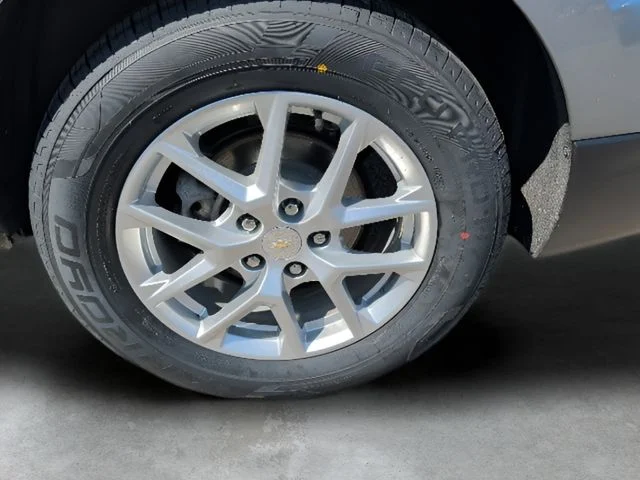 Used 2024 Gray Chevrolet LT image 9