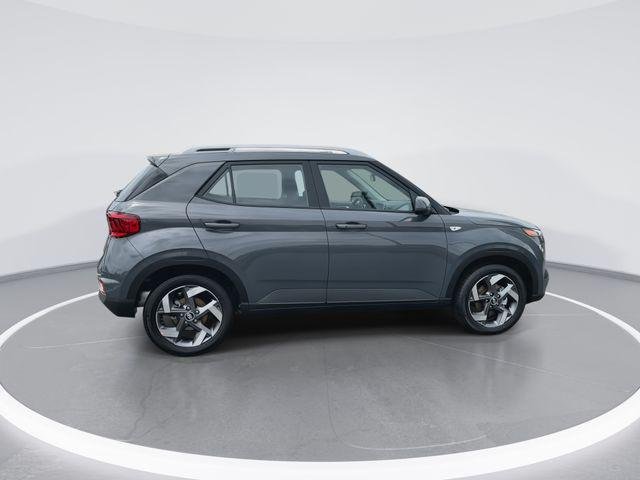 New 2026 Gray Hyundai SEL image 8