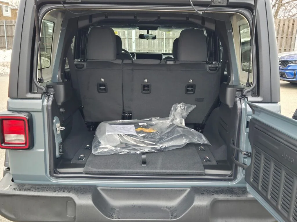New 2026 Anvil Clear-Coat Exterior Paint Jeep Sport image 11