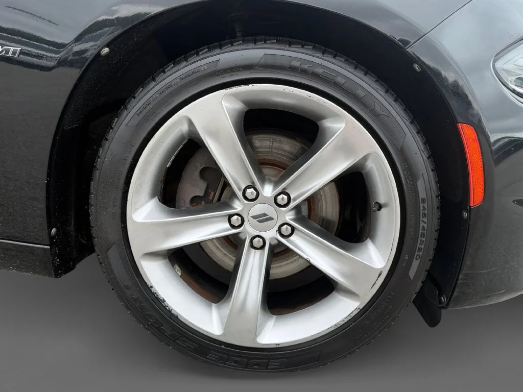 Used 2018 Black Dodge R/T image 9
