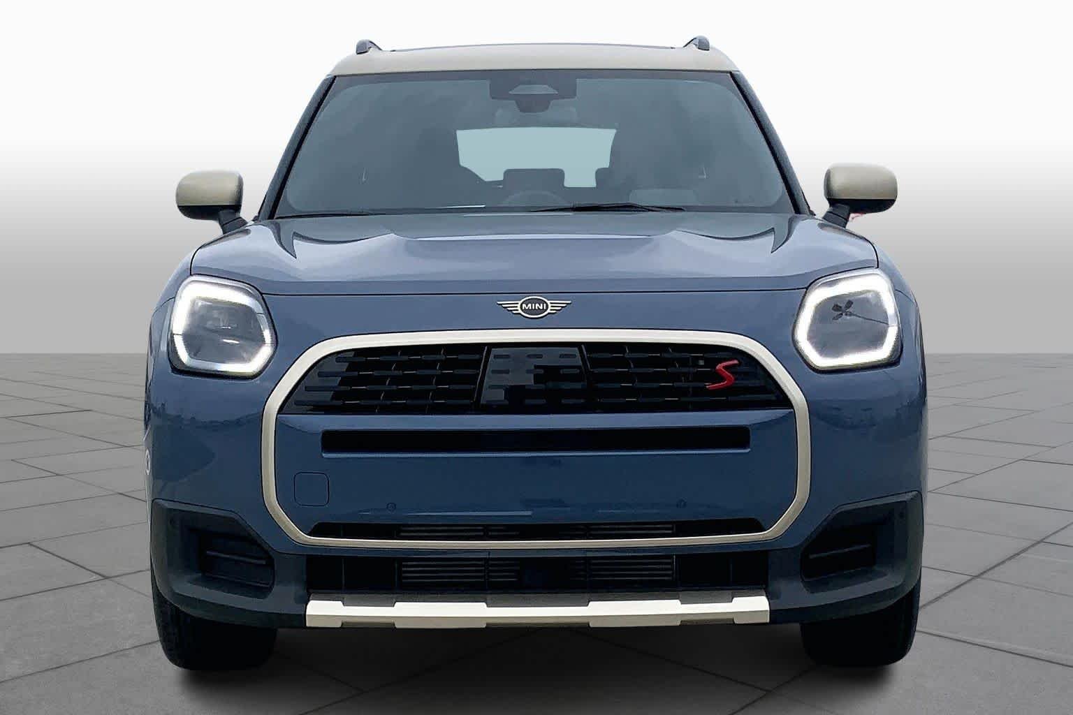 New 2026 Slate Blue Metallic MINI Signature Plus image 3