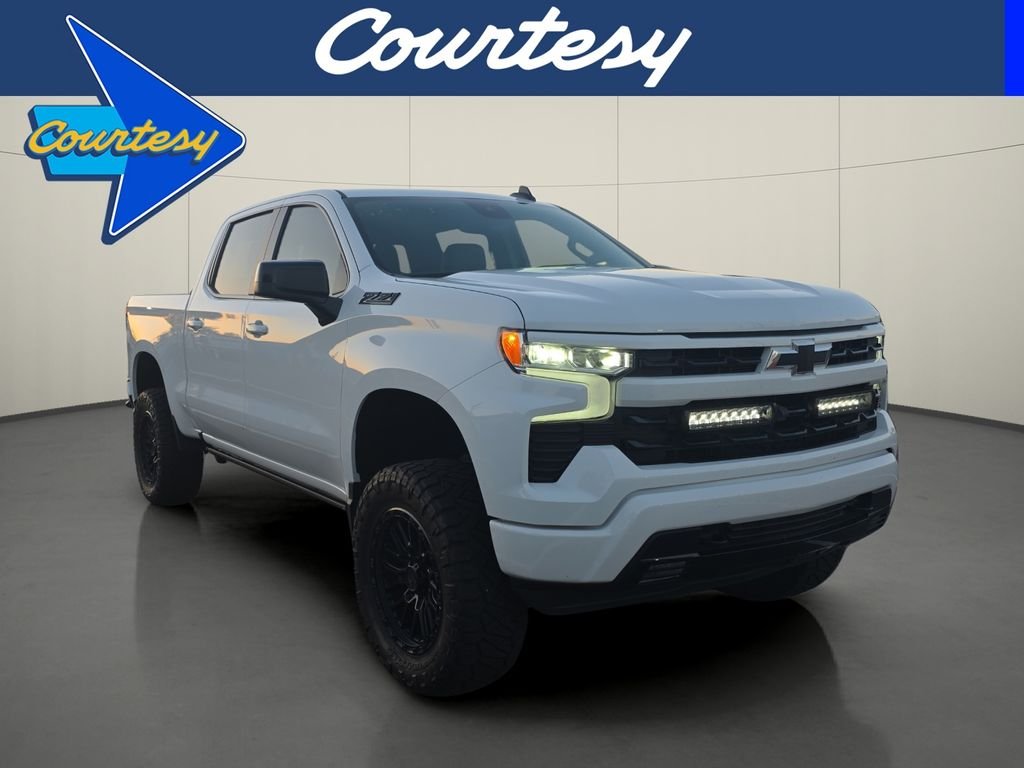 Used 2024 White Chevrolet RST image 1