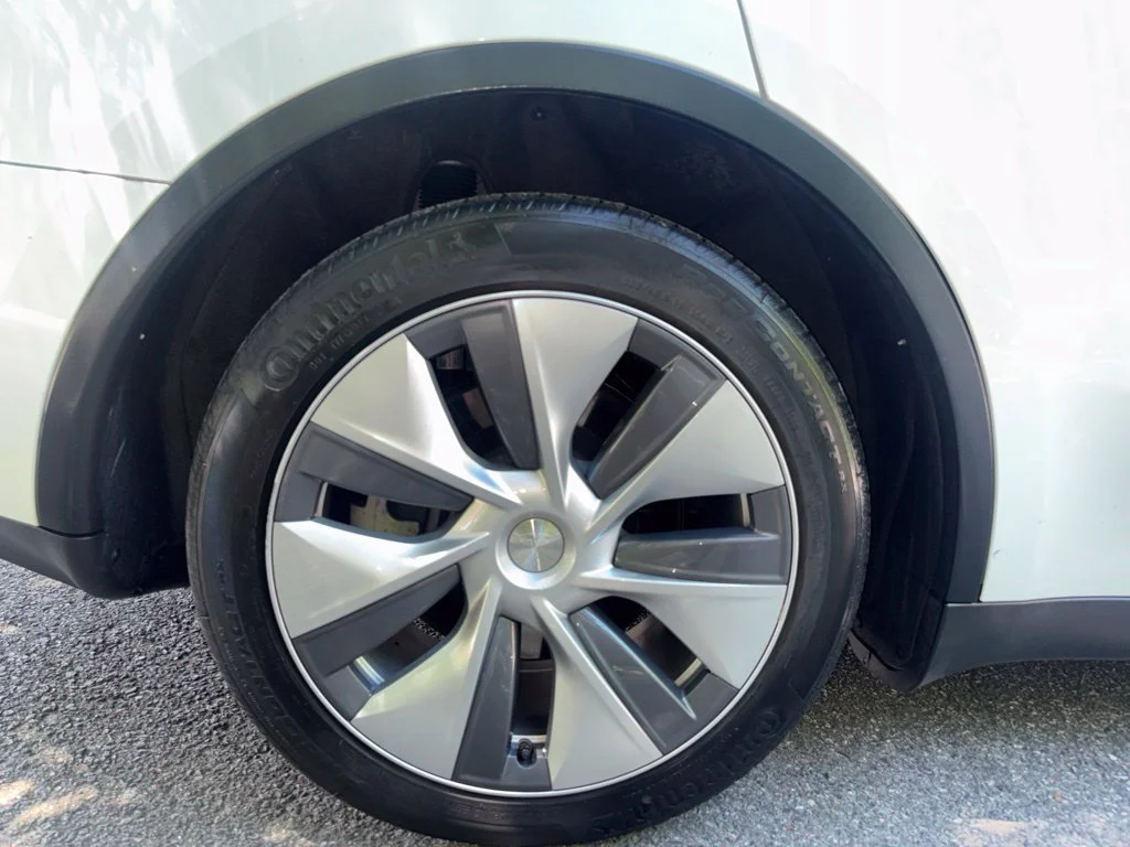 Used 2023 White Tesla Long Range image 34