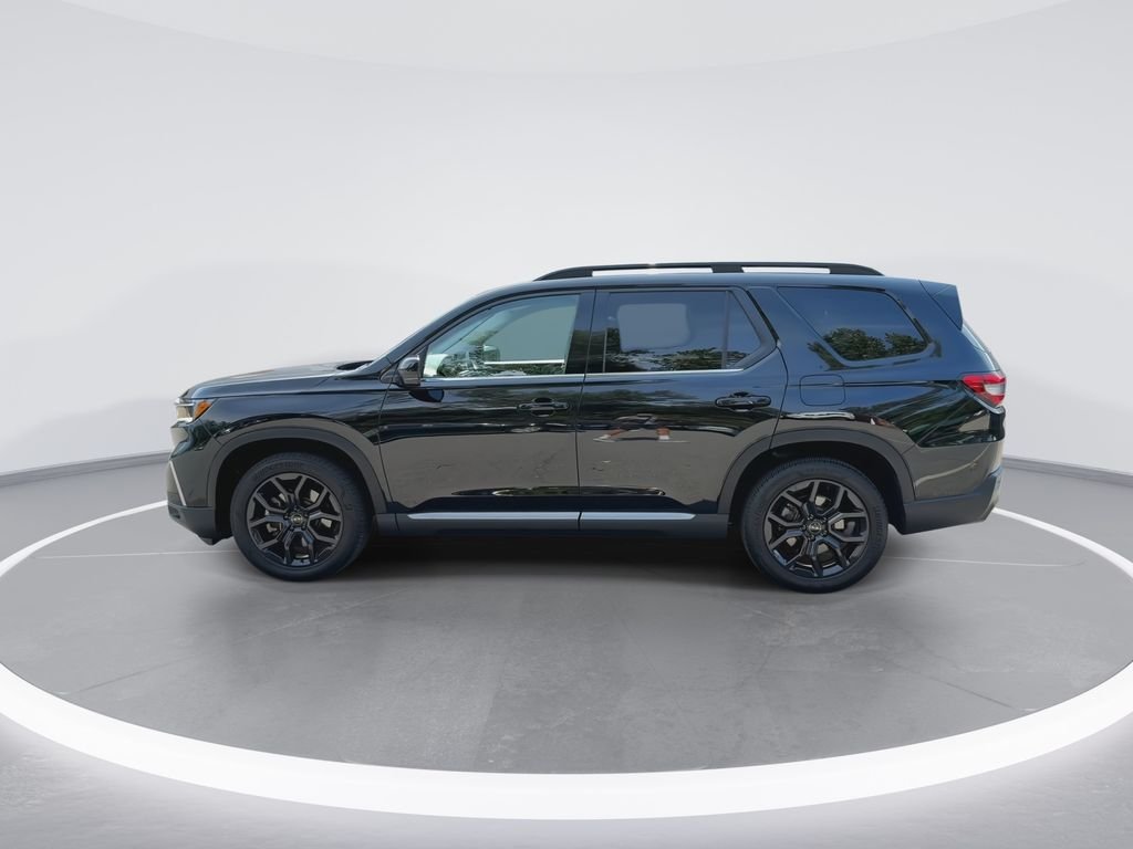 Used 2025 Crystal Black Pearl Honda Touring image 5
