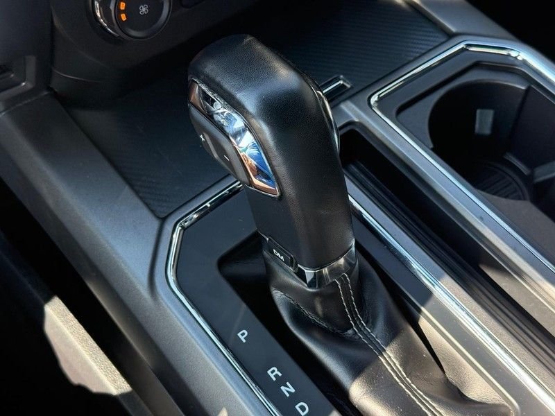 Used 2020 Oxford White Ford XLT image 26
