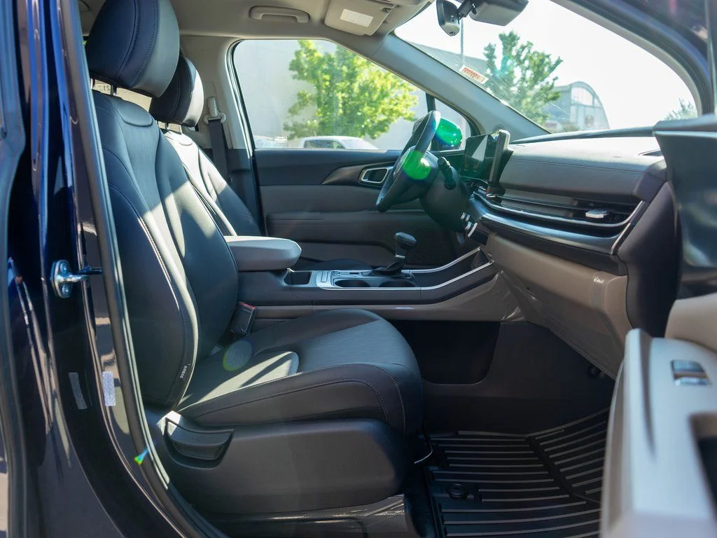 New 2026 Blue Kia LXS image 10