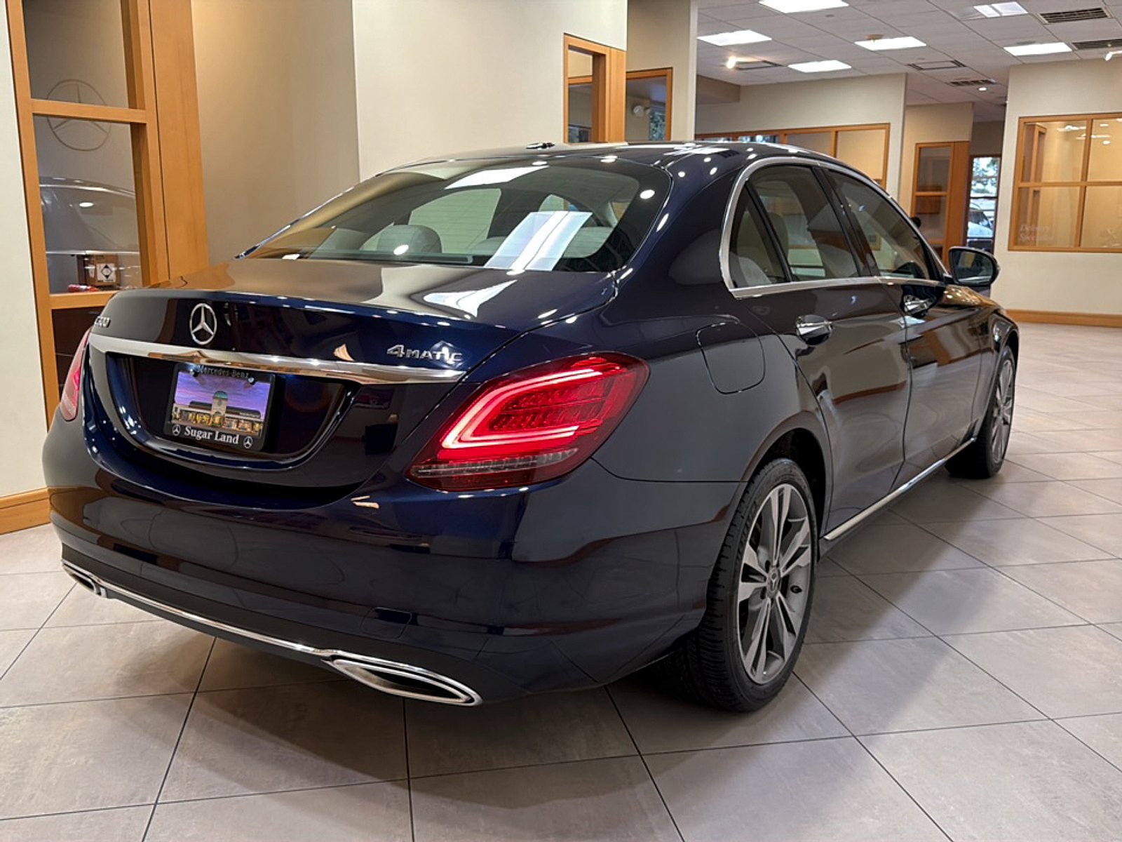 Used 2021 Lunar Blue Metallic Mercedes-Benz 4MATIC® Sedan image 6