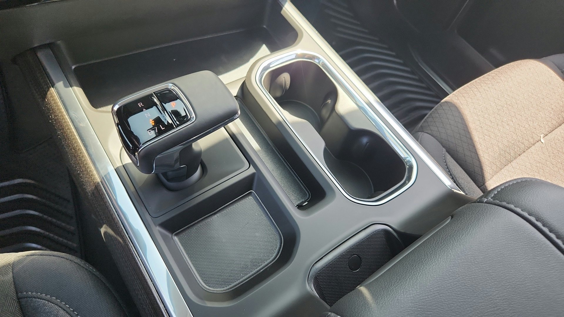 2026 Chevrolet Silverado 1500 RST - Photo 13