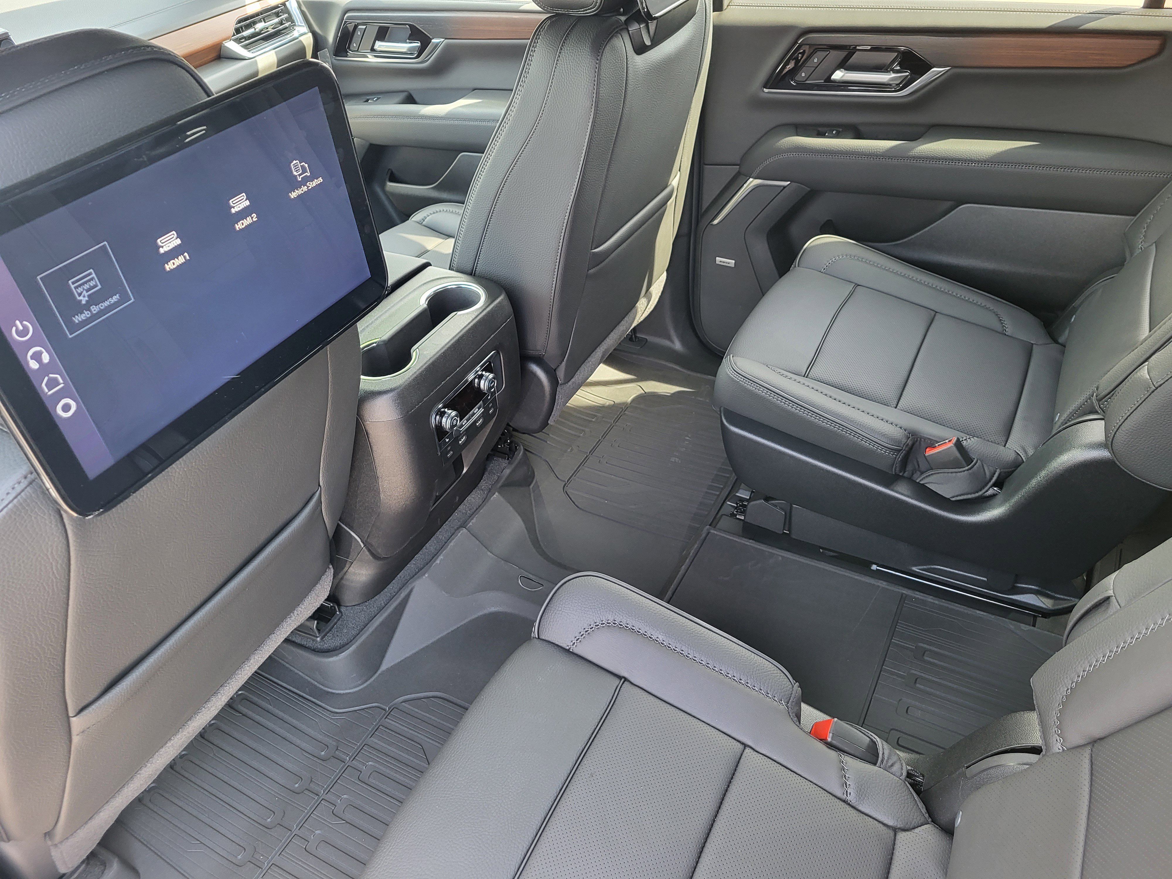 New 2026 Glacier White Tricoat GMC Denali image 23