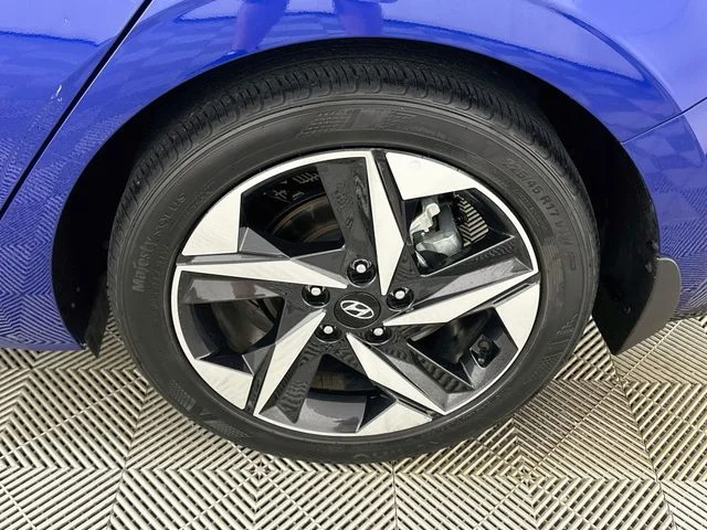 Certified Pre-Owned 2023 Hyundai Elantra Limited
