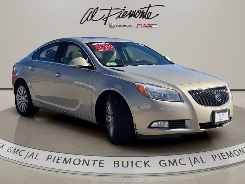 2012 Buick Regal Premium 1