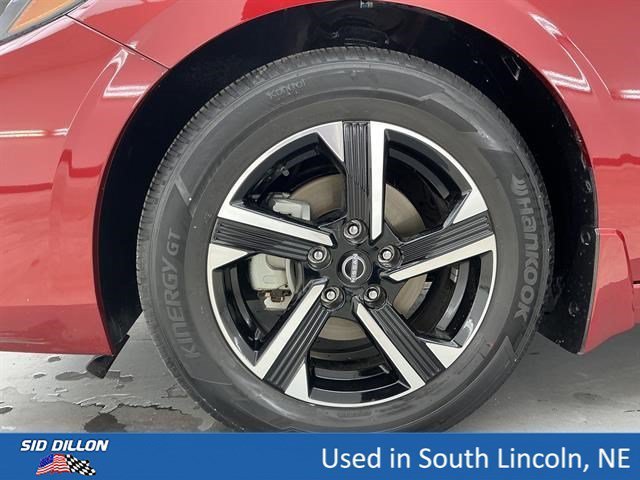 Used 2024 Scarlet Ember Tintcoat Nissan SV image 18