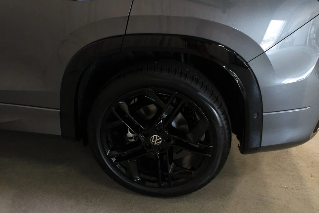 New 2026 Silver Volkswagen SE R-Line Black image 28