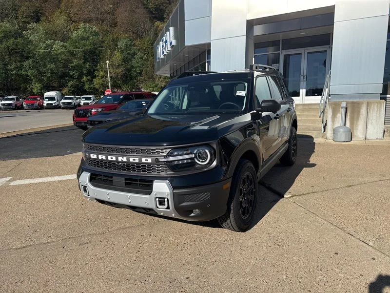 New 2025 Shadow Black Ford Badlands® image 3