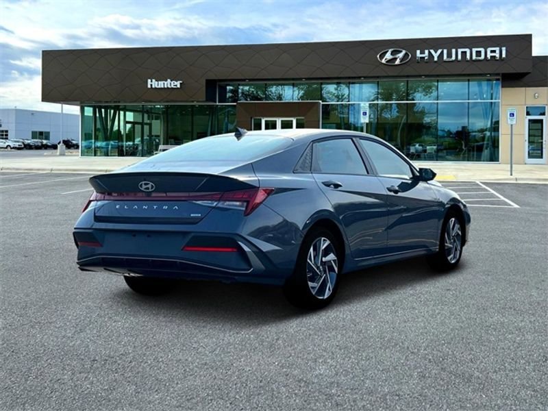 Certified Used 2025 Ecotronic Gray Hyundai SEL Sport image 7