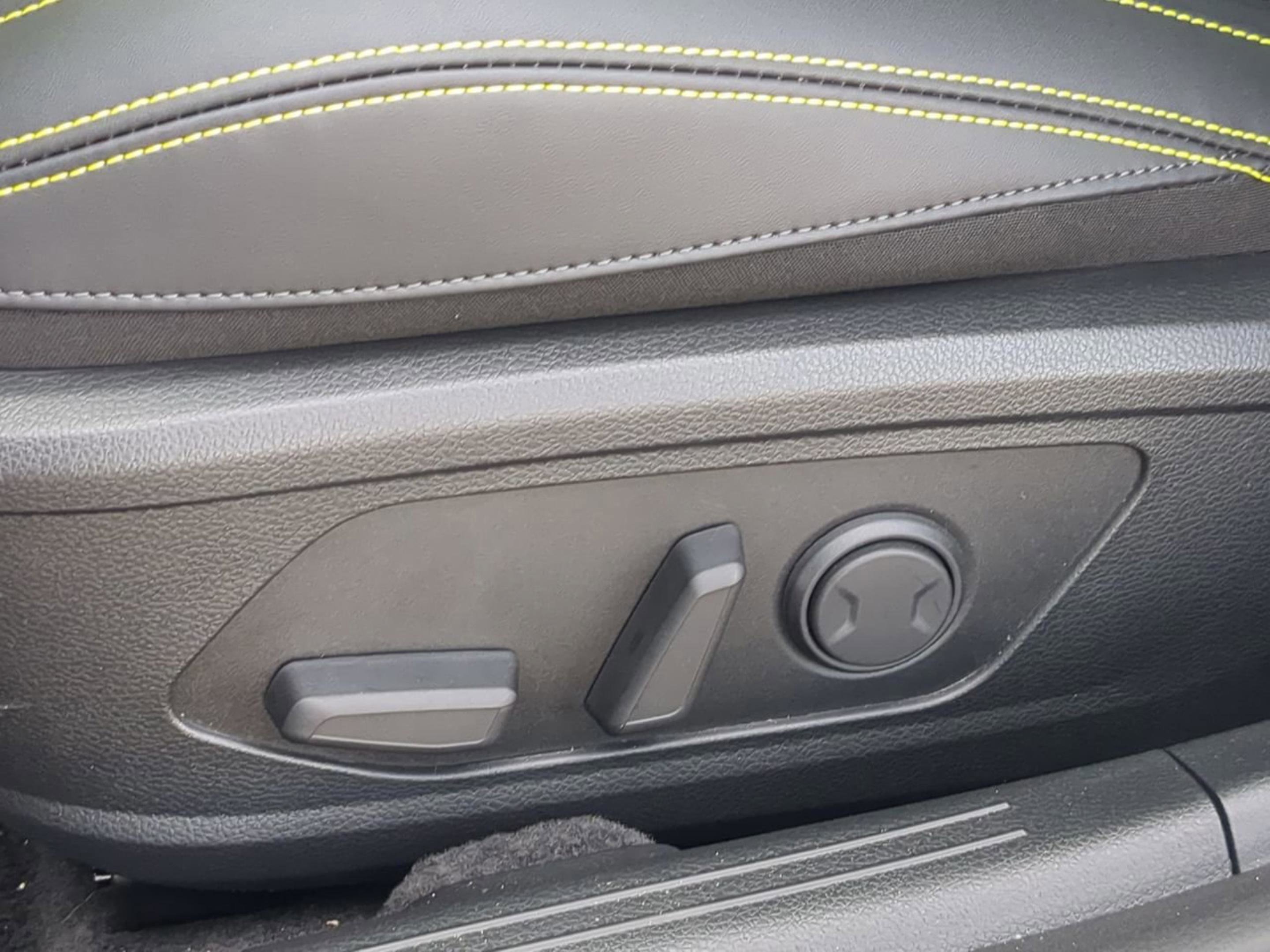 New 2026 Wolf Gray Kia GT image 17
