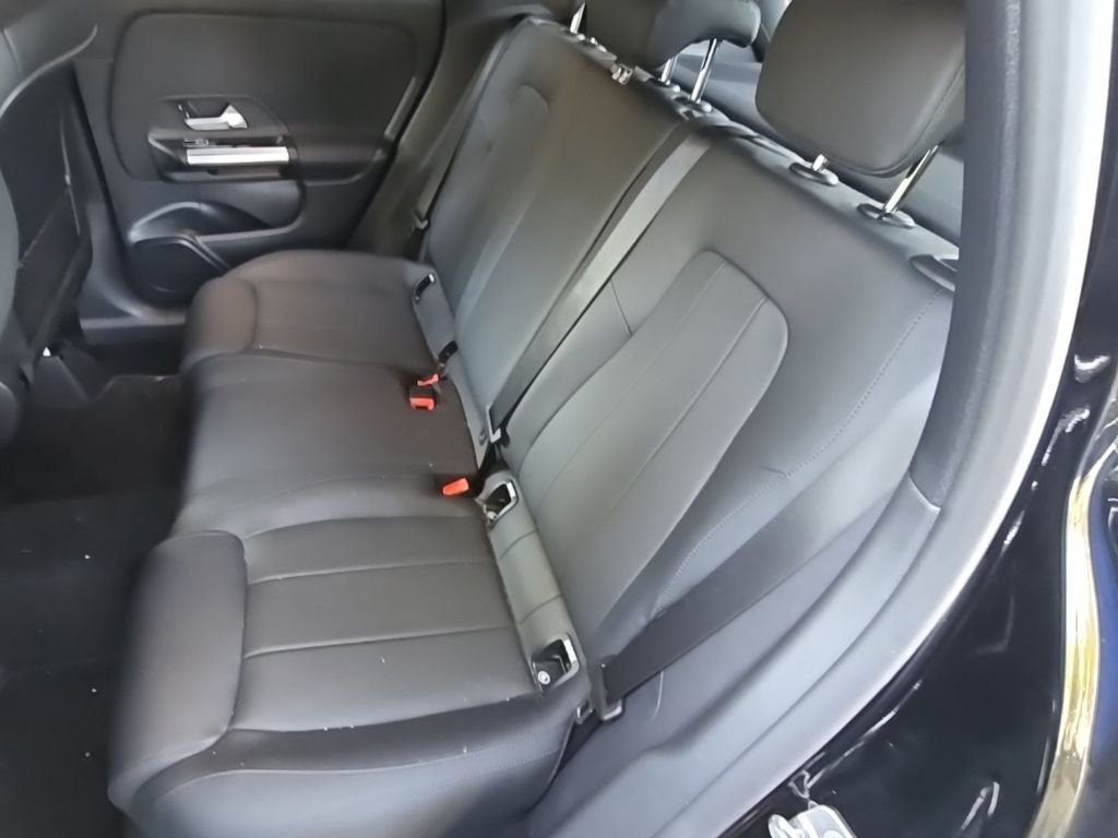 Used 2026 Black Mercedes-Benz GLA 250 image 14