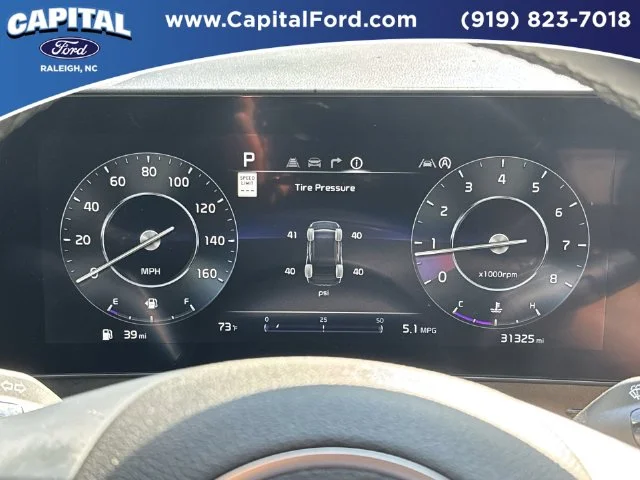 Used 2023 White Kia SX-Prestige image 26