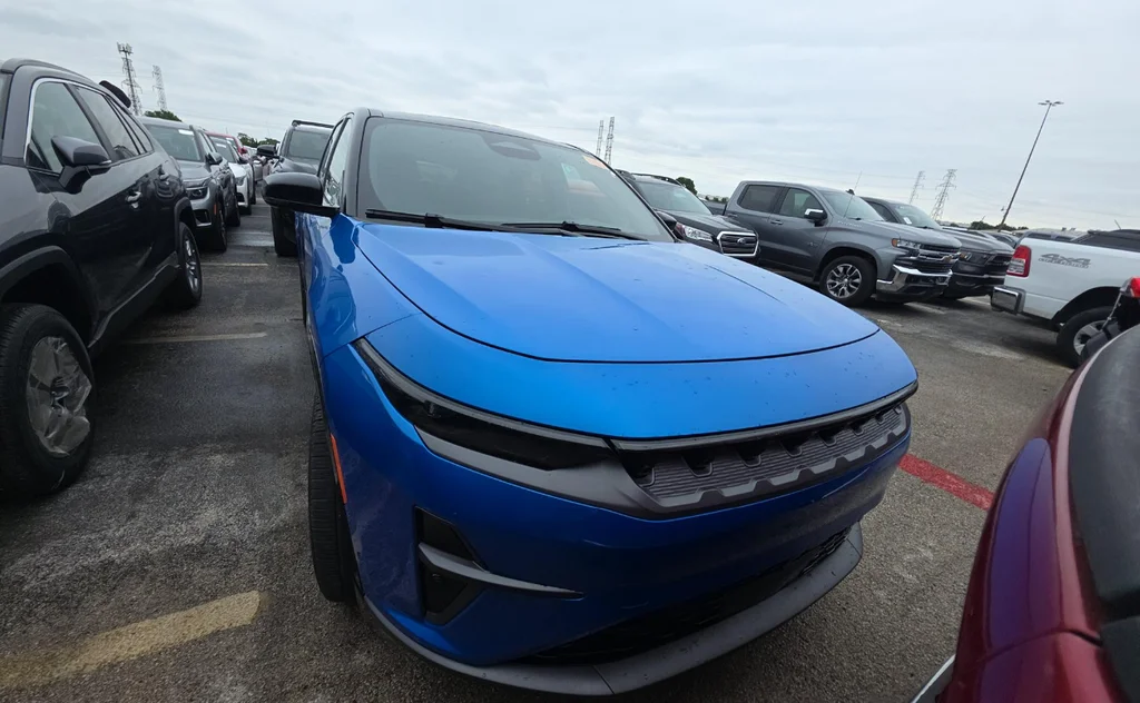 Used 2025 Blue Jeep Launch Edition image 2