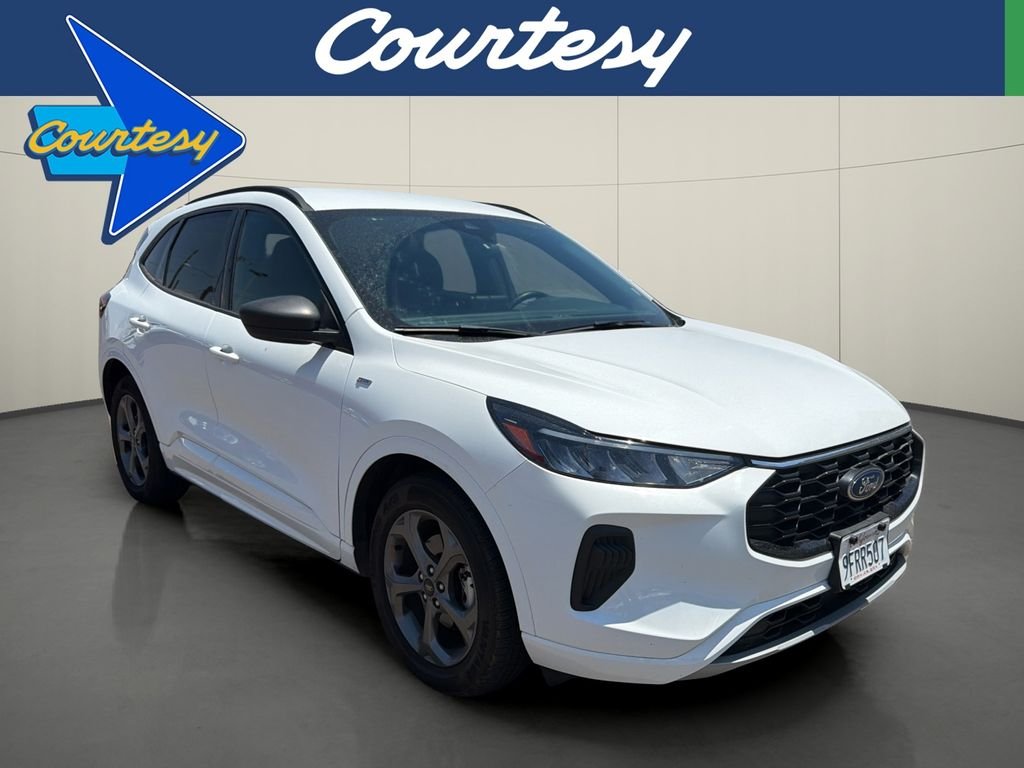 Used 2023 White Ford ST-Line image 1