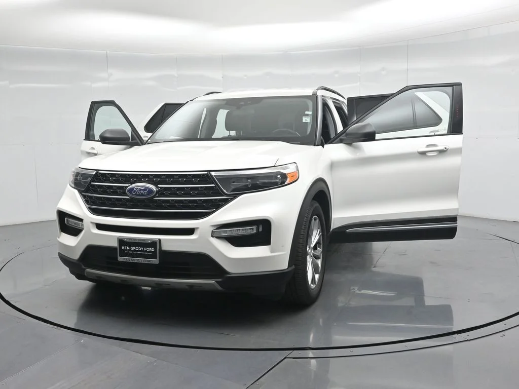 Certified Used 2021 White Ford XLT image 31